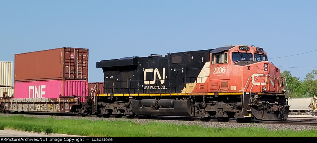 CN 2236